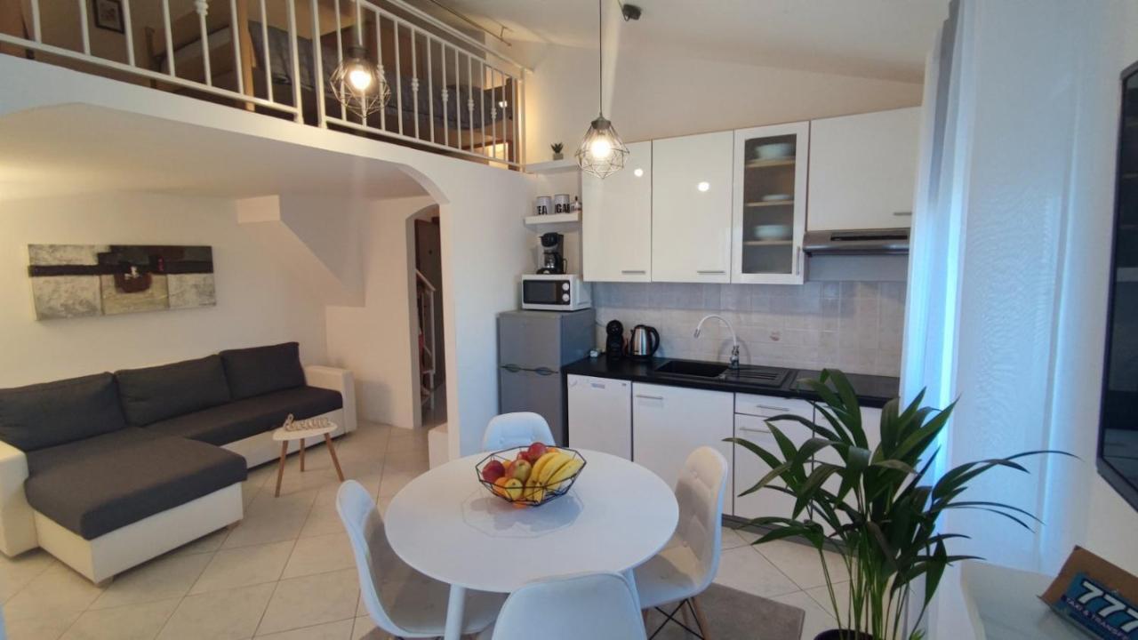 Apartman Lino Medulin Exterior foto