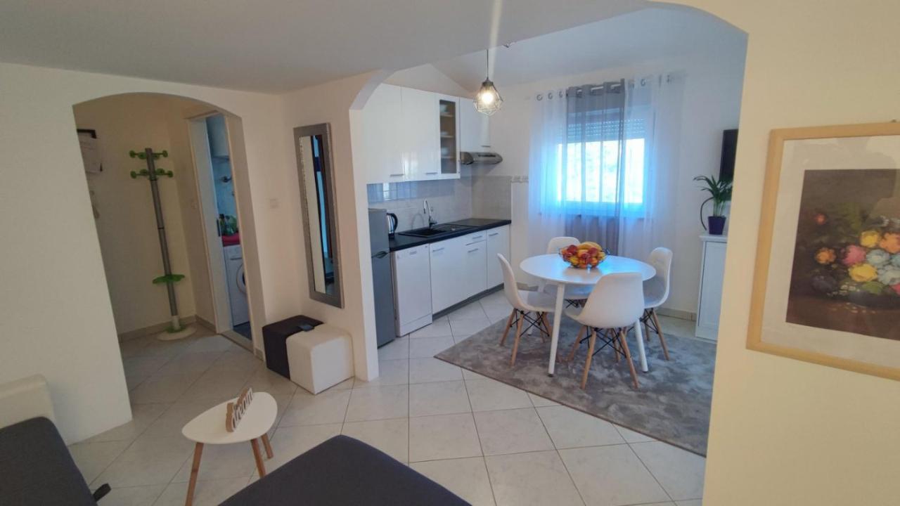 Apartman Lino Medulin Exterior foto